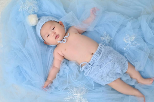 七台河满月宝宝放屁臭 七台河满月宝宝放屁臭